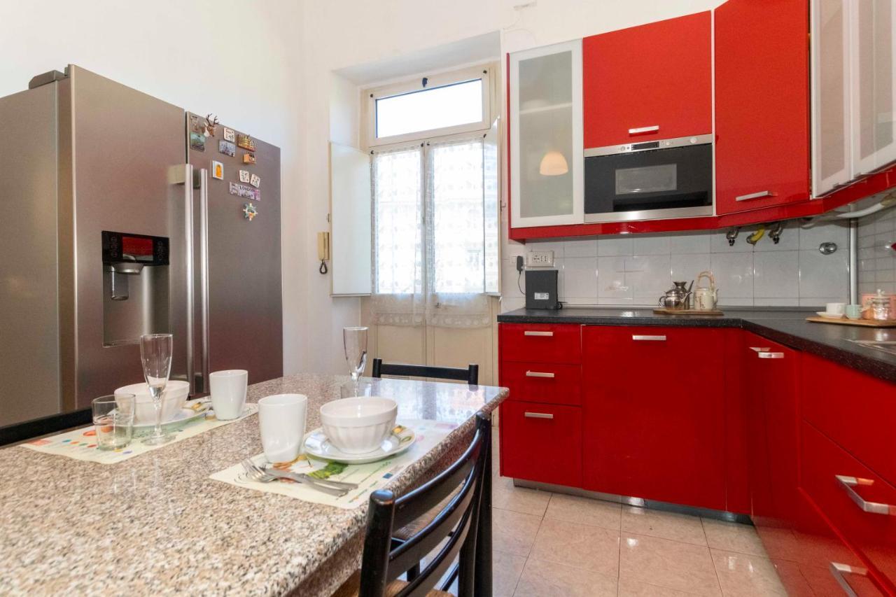 San Donato District & Piazza Statuto Roomy Flat Apartment
