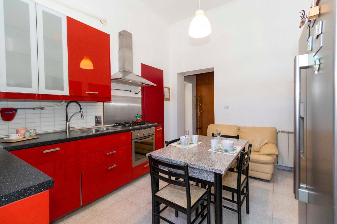 Apartment San Donato District & Piazza Statuto Roomy Flat Turin