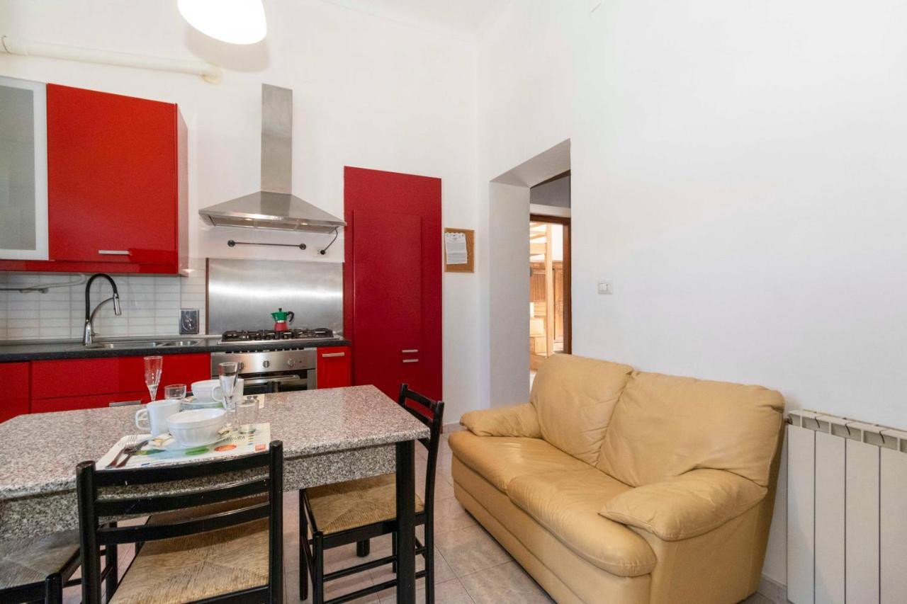 San Donato District & Piazza Statuto Roomy Flat Apartment