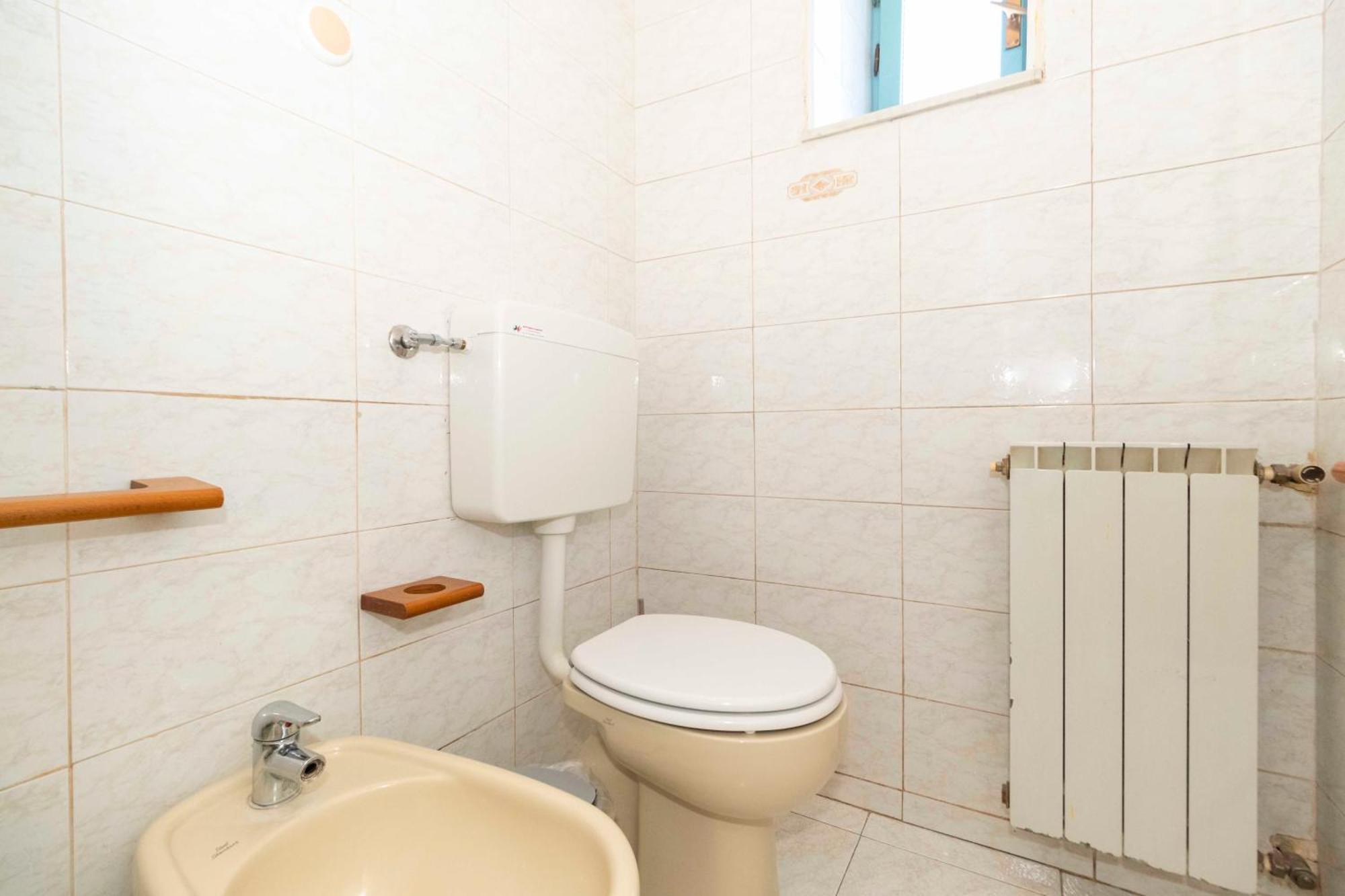 San Donato District & Piazza Statuto Roomy Flat Apartment *
